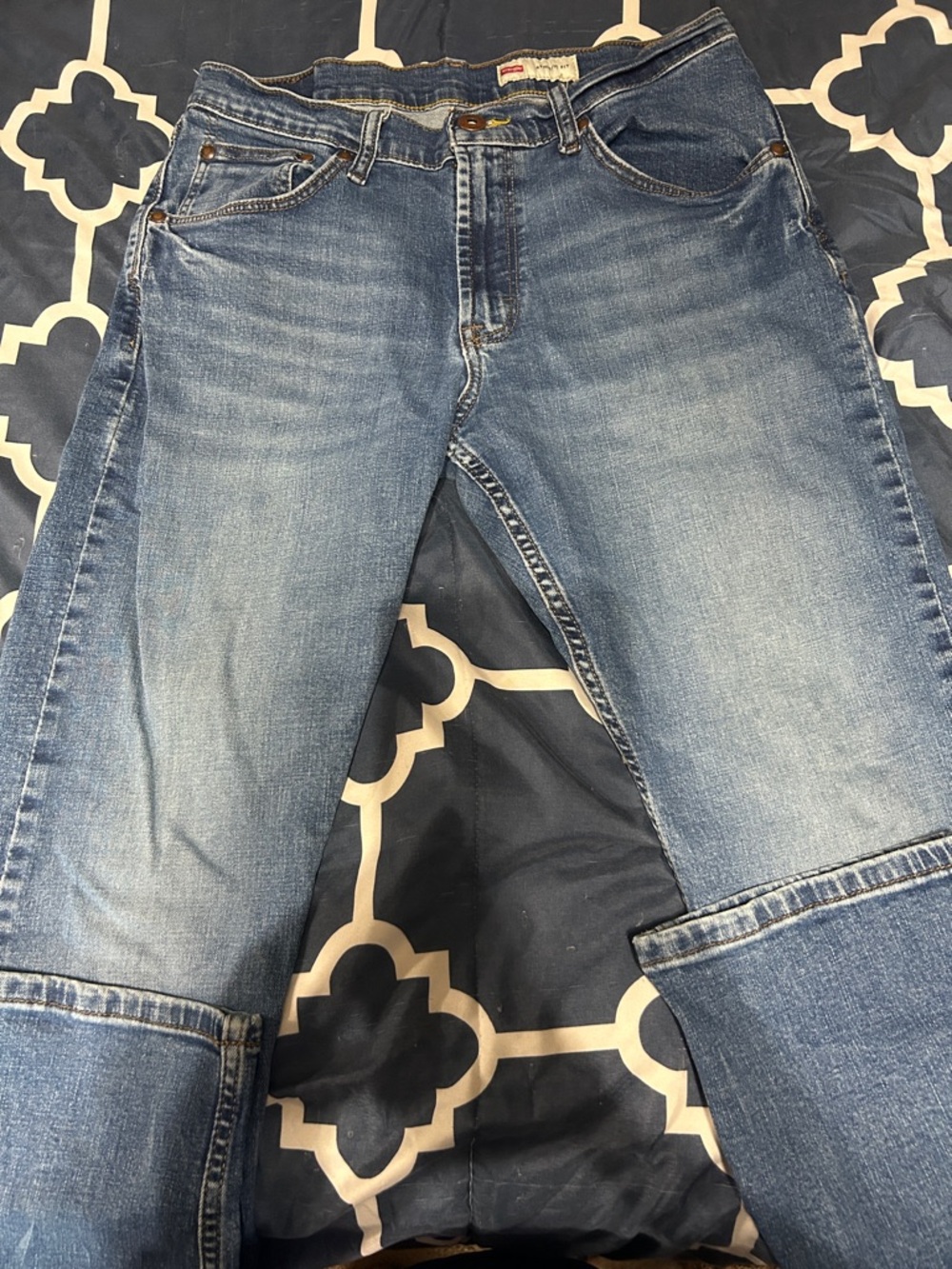 Men’s wrangler 32x30 Classic Blue Denim Jeans
